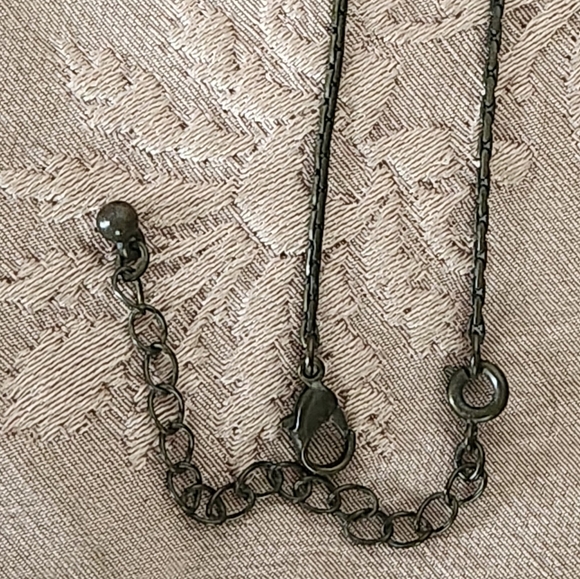 Vtg Avon Neutral Tones and Opalescent Stones Necklace - Picture 5 of 5